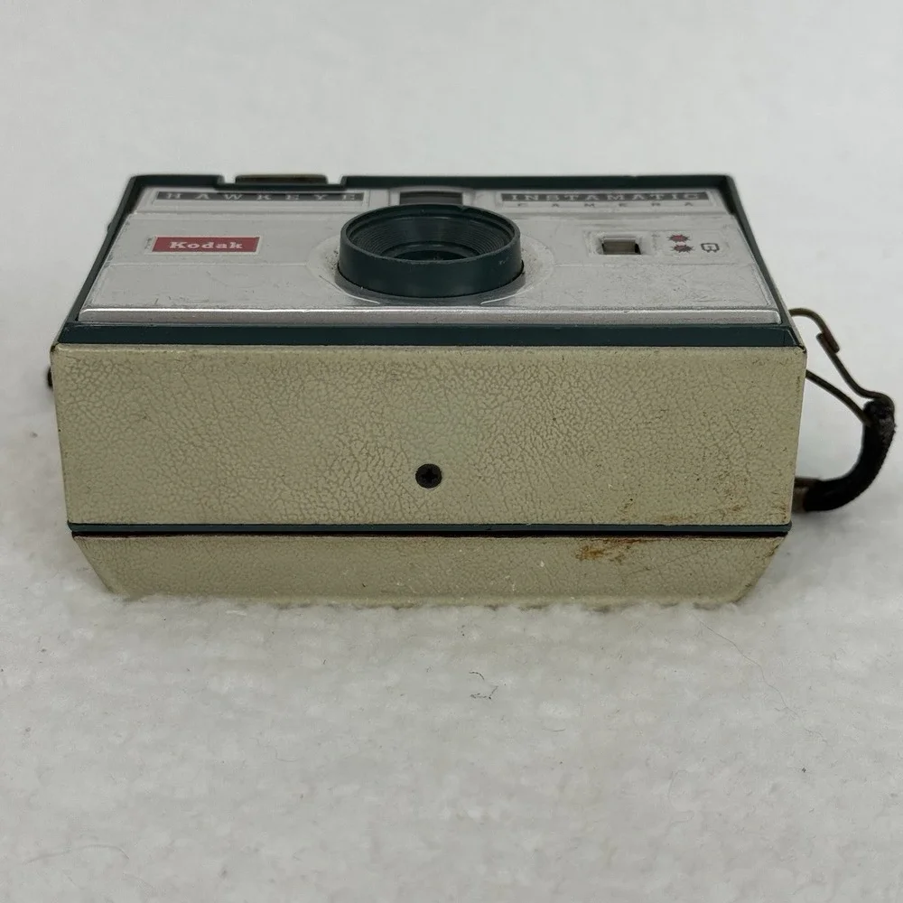 Vintage Kodak 1960's Hawkeye Instamatic Camera Untested Prop Art Deco